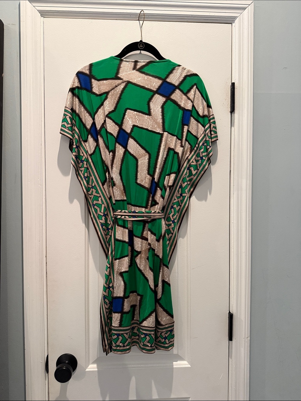 Diane Von Furstenberg sz 4 preowned dress - Picture 5 of 5